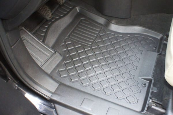 Nissan X Trail II T31 2007-2014 Dywaniki gumowe ARISTAR PRZÓD 652912 - obrazek 3