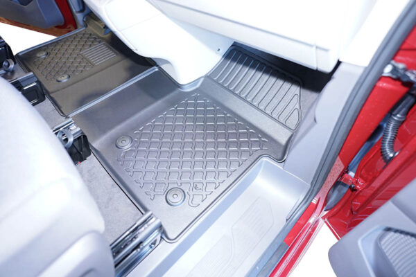 Volkswagen Multivan T7 VAN 2021- Dywaniki gumowe ARISTAR PRZÓD 653893 - obrazek 4